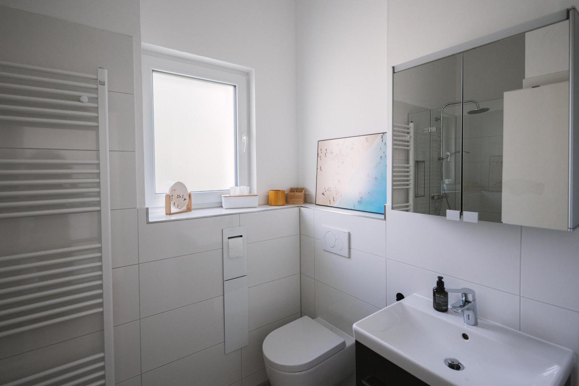 Schoene, Moderne Wohnung Mit Grosszuegiger Terasse Essen Luaran gambar